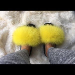 Yellow fur sandals